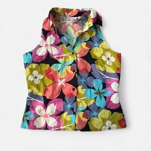Linen Floral Sleeveless Button-Up Top